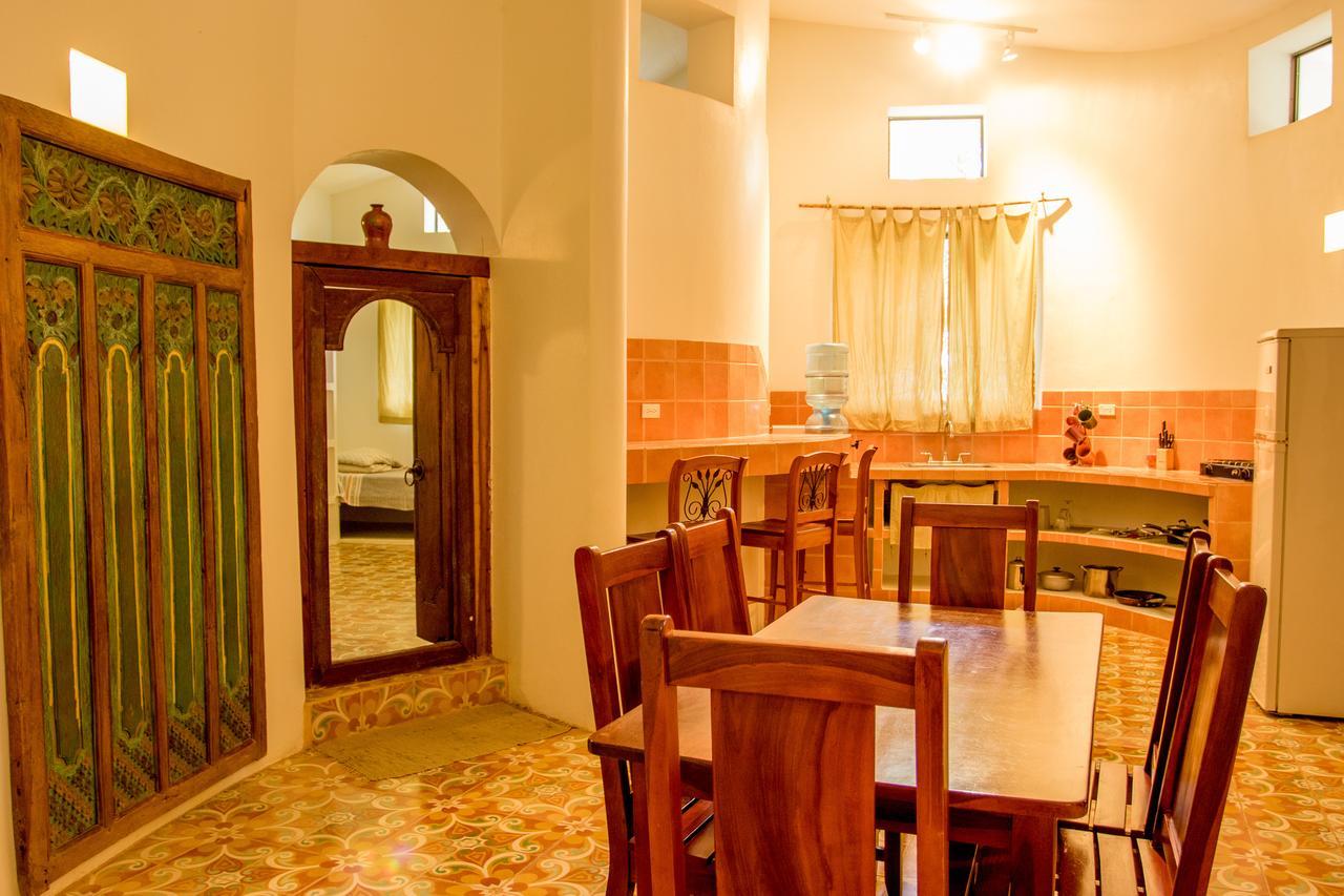 Two Brothers Surf Resort Тола Екстер'єр фото