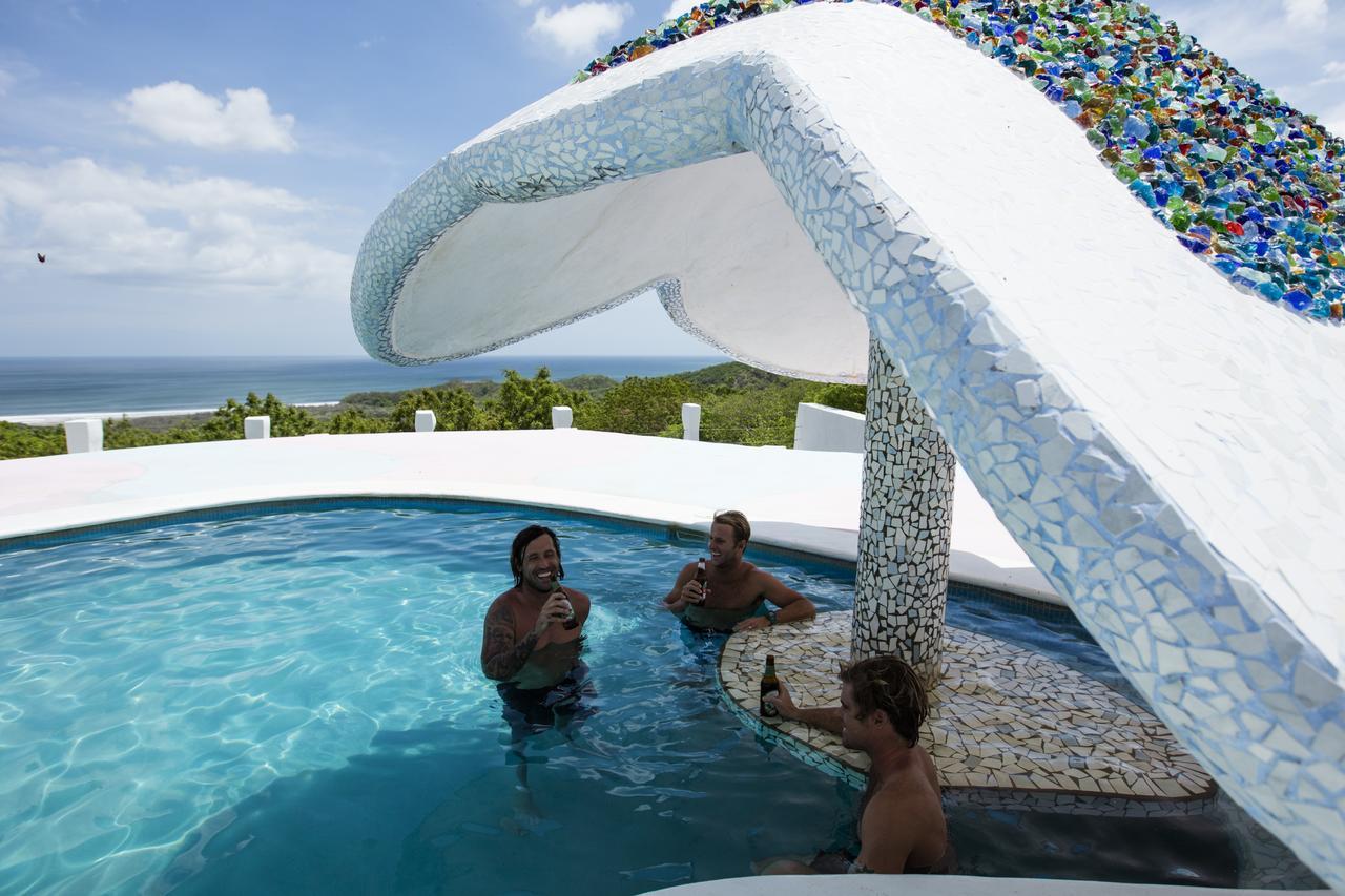 Two Brothers Surf Resort Тола Екстер'єр фото